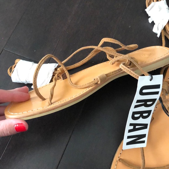 NWT Urban Outfitters Brown Suede Wrap Sandal - Picture 9 of 9